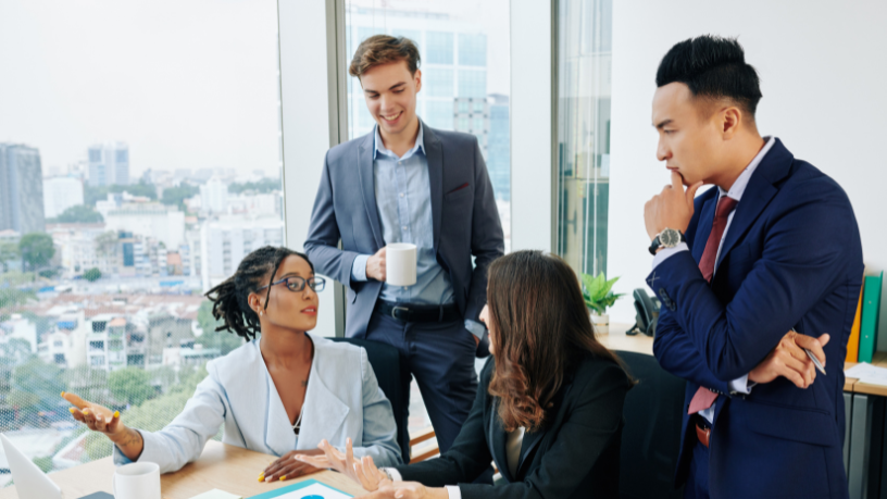 Marcio Pires de Moraes ensina como planejar viagens sem comprometer a saúde financeira.