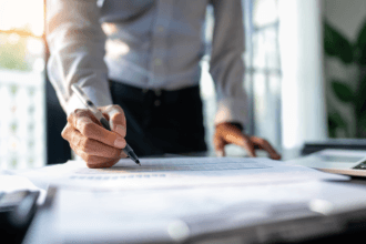 Diego Borges analisa como a administração de empresas evolui em 2026, destacando tendências de gestão que combinam tecnologia, estratégia e adaptação ao novo cenário econômico.