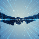 Gustavo Morceli analisa quais competências digitais as escolas precisam desenvolver em seus estudantes até 2030 para formar cidadãos críticos, preparados e inovadores.