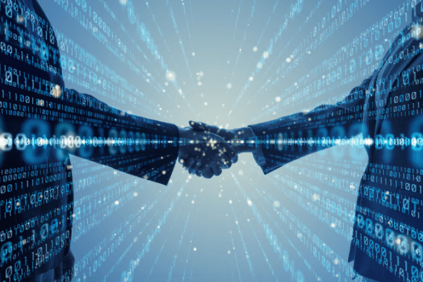 Gustavo Morceli analisa quais competências digitais as escolas precisam desenvolver em seus estudantes até 2030 para formar cidadãos críticos, preparados e inovadores.