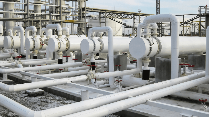 Avanços jurídicos da Enbridge impulsionaram o projeto do oleoduto da Linha 5, observa Paulo Roberto Gomes Fernandes ao destacar o papel das decisões regulatórias.