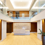 A recuperação judicial exige gestão estratégica da crise reputacional para preservar a confiança do mercado, dos credores e dos parceiros comerciais.